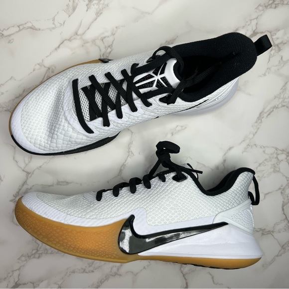 Nike Kobe Mamba Focus Sneakers - Picture 6 of 16
